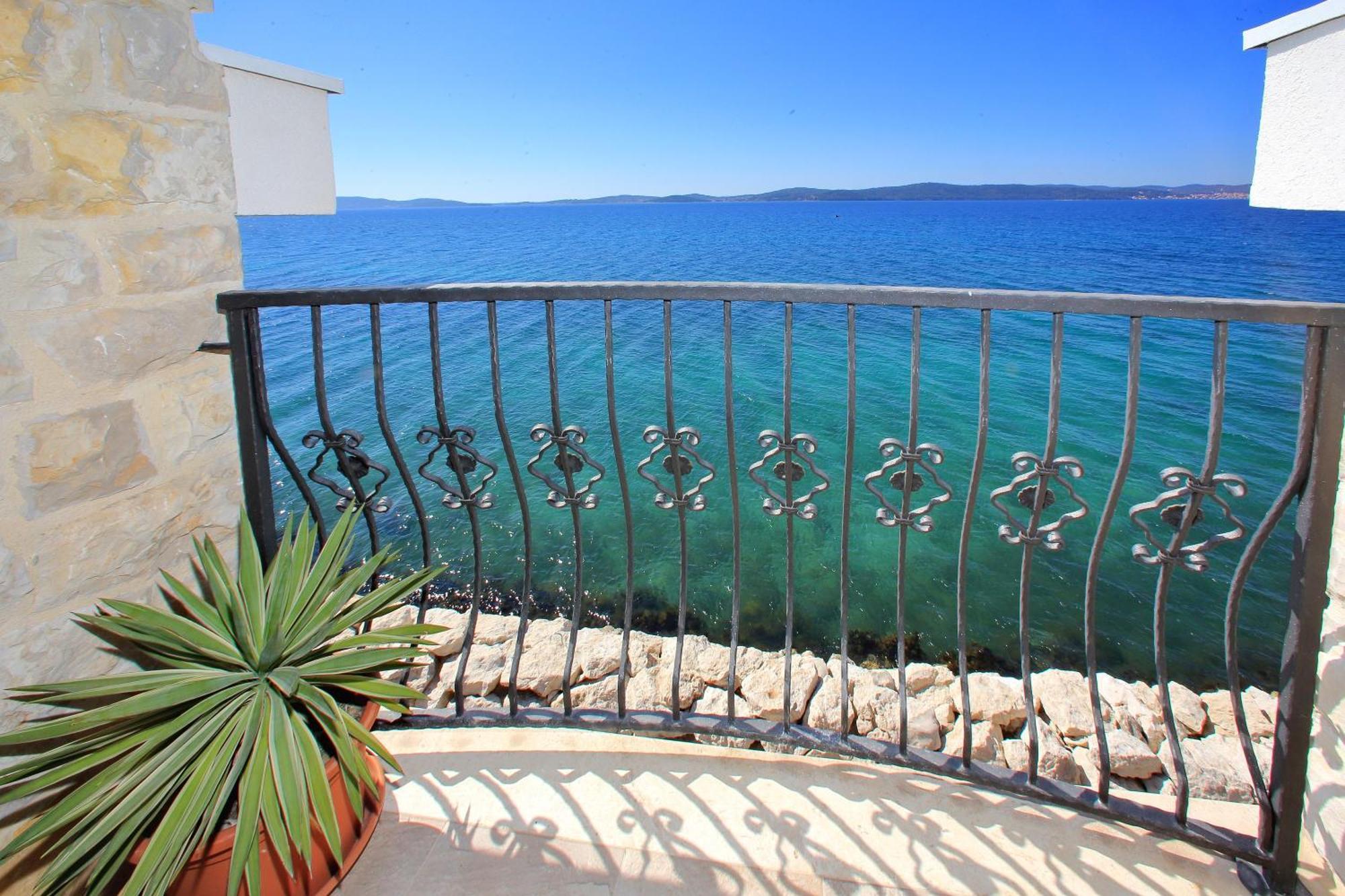 Nina Apartament Bibinje